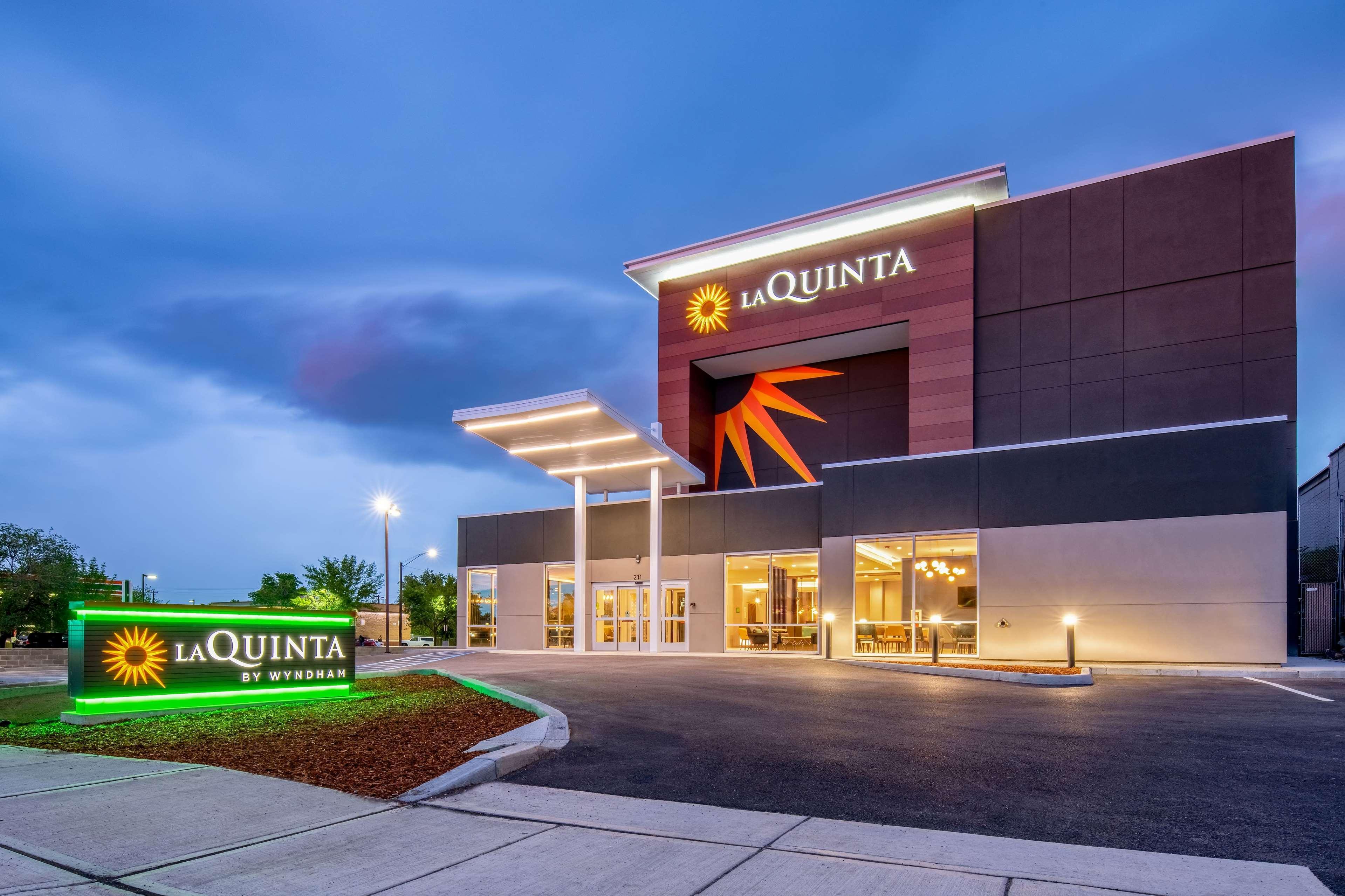 La Quinta & By Wyndham Downtown 3*